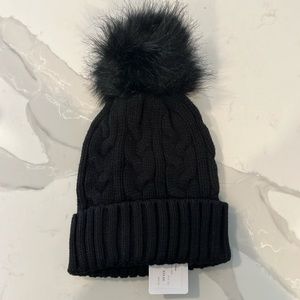 NWT - Fur Pom Pom Knit Benaie Hat - Black